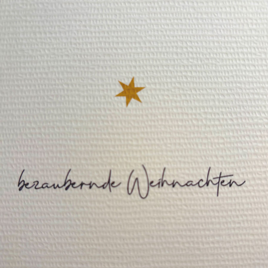 Weihnachtskarte mit kleinem honiggoldenen Sternchen in der Mitte, Artikel-Nr.: WQ-005